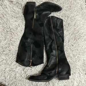 Donald pliner classic Kaydence boot for sale